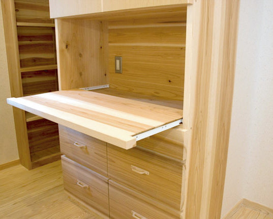 オリジナル家具のご紹介です。