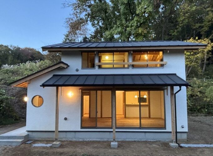 2軒の自然住宅 “八王子の家と町田の家” 完成！